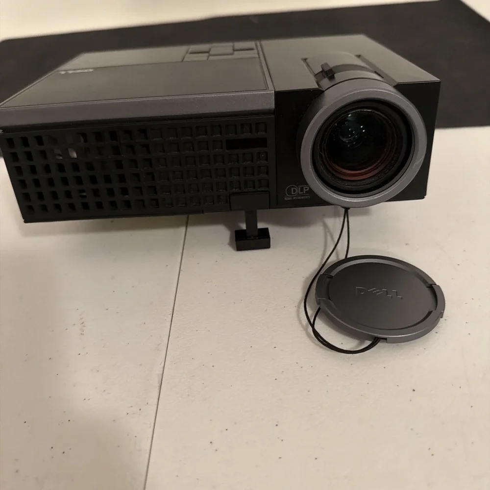 Dell M410HD DLP Projector 2000 Lumens WXGA 1280x800 HDMI Portable Tested